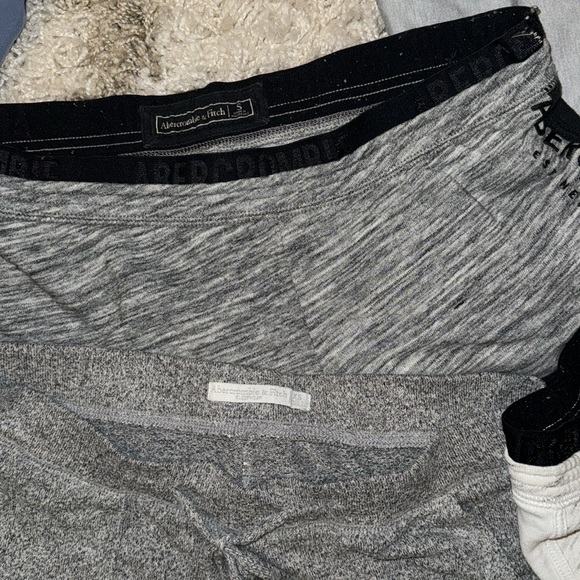 A&f bundle 7 shorts 1 leggings small - Picture 4 of 5